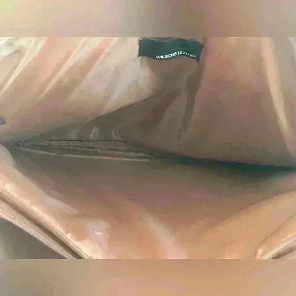 Wilsons Leather Porthole Handle Crossbody/Shoulder Bag Briefcase in Cognac - Picture 10 of 16